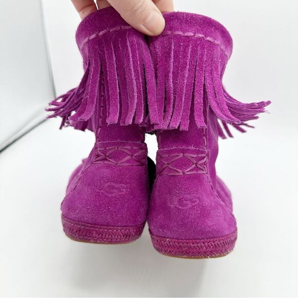 UGG Kaysa Pink Moccasin Suede Leather Fringe Boots Size Women's 4 - Picture 6 of 13